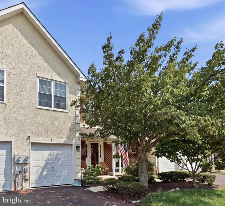 1057 Almond Dr #5, Phoenixville, PA 19460 - #2