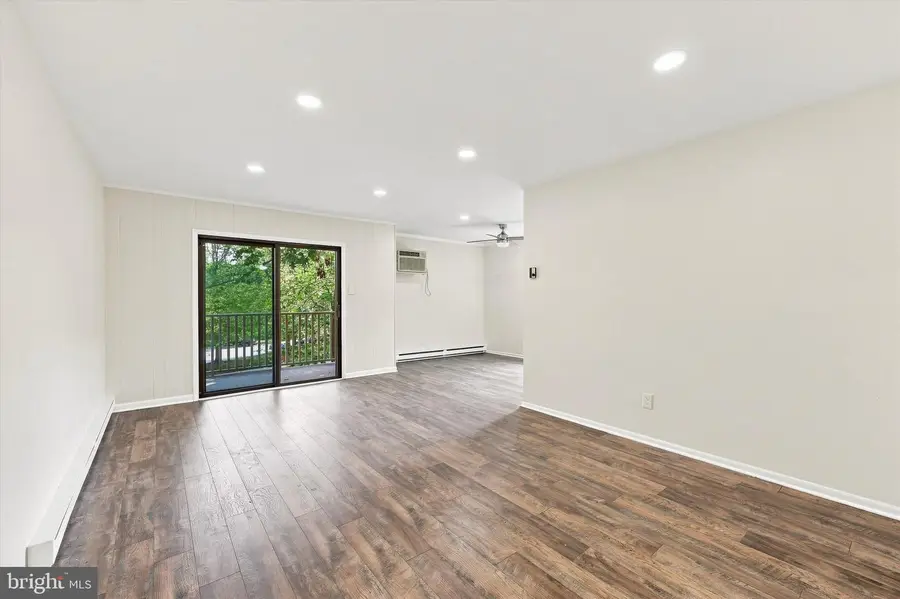 100 Campbell Cir #d-33, Downingtown, PA 19335 - #2