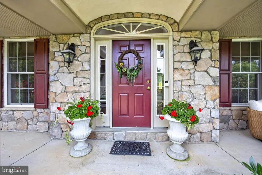 102 Steeplewood Dr, Exton, PA 19341 - #3