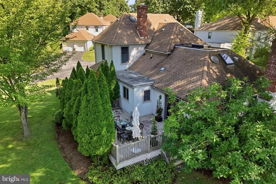 19 Highfield Ln, Wayne, PA 19087 - #2