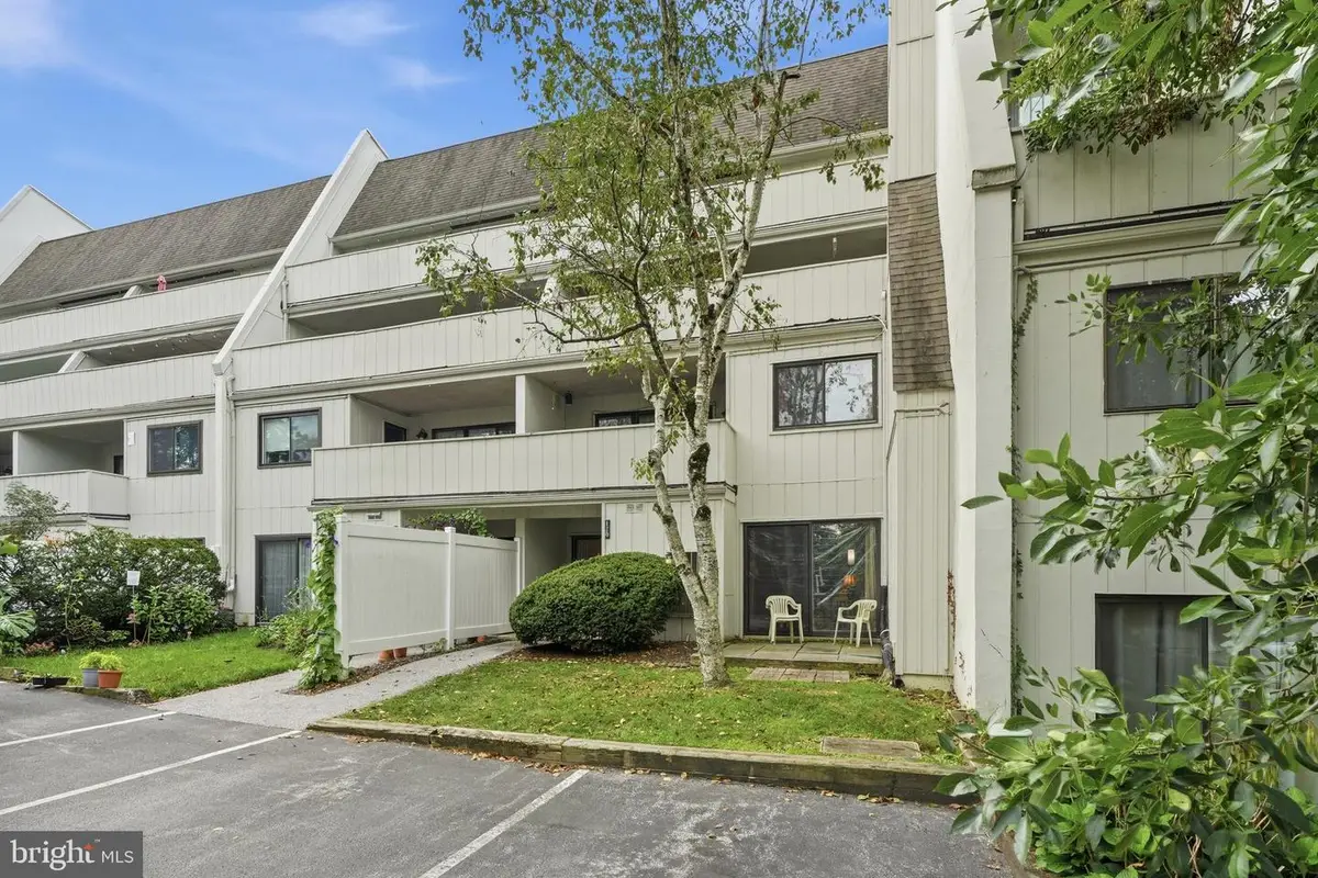 120 Summit House #120, West Chester, PA 19382 - #1