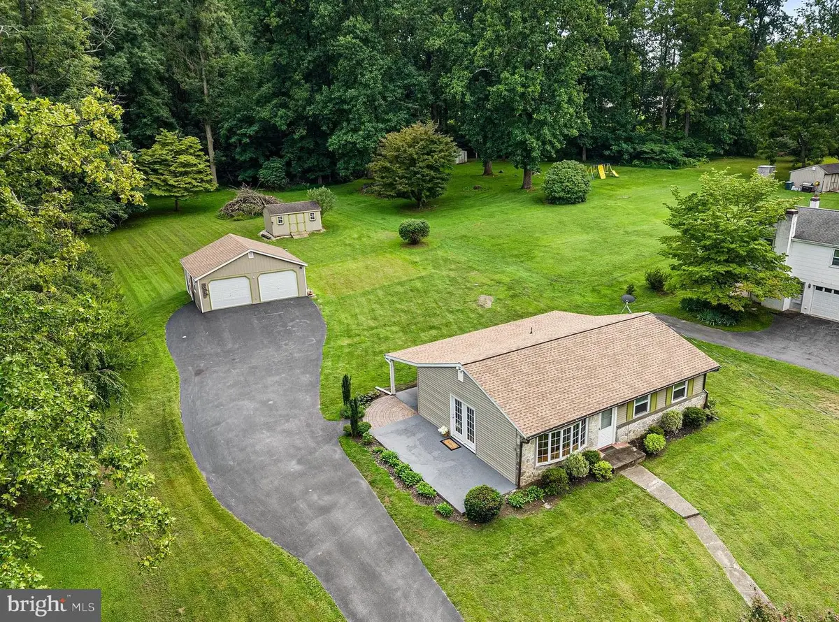 48 New Rd, Elverson, PA 19520 - #1