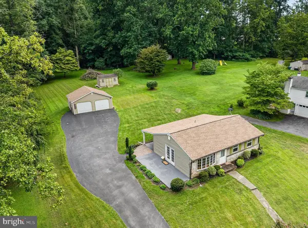 48 New Rd, ELVERSON, PA 19520