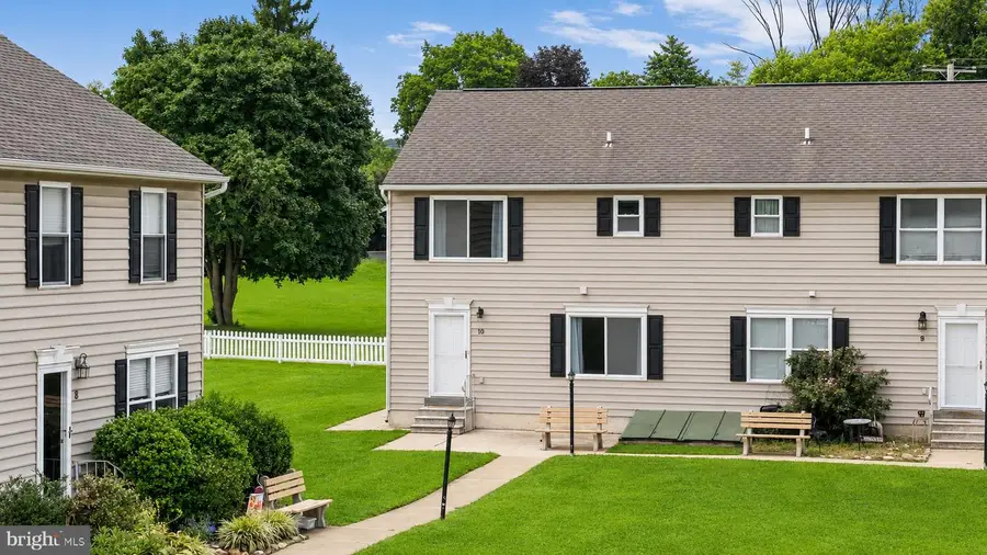 10 Terry Ct, Downingtown, PA 19335 - #2