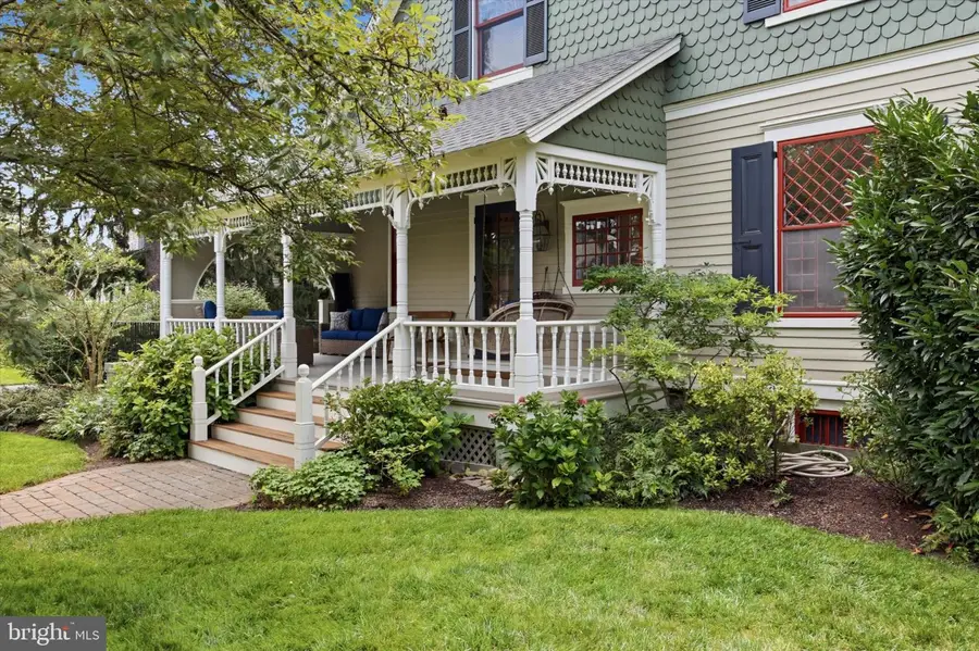 206 Warren Ave, Berwyn, PA 19312 - #2