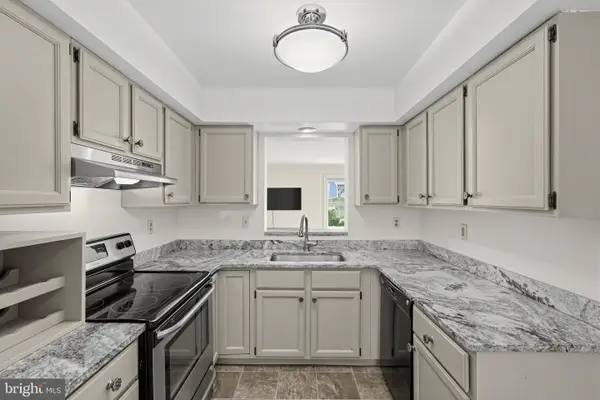 16 Oak St, PHOENIXVILLE, PA 19460