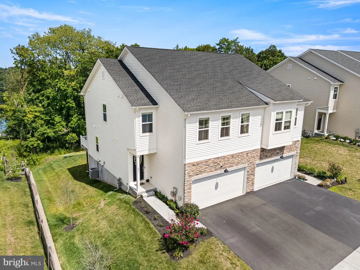 851 Pecan Rd, Spring City, PA 19475 - #1