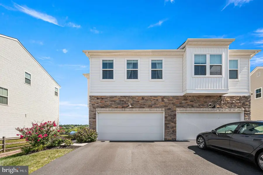 851 Pecan Rd, Spring City, PA 19475 - #3