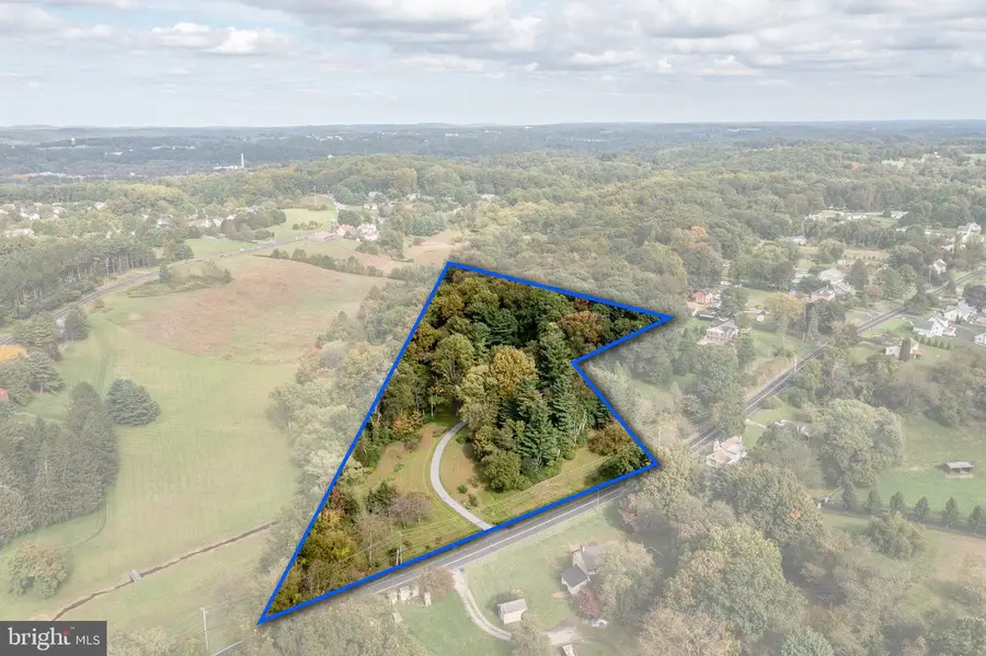 2455 Strasburg Rd, Coatesville, PA 19320 - #2