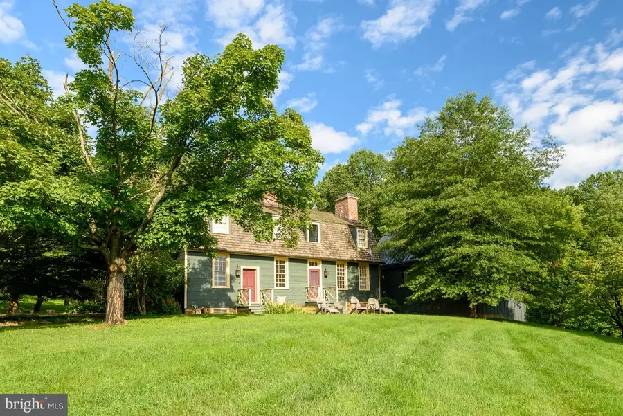 954 Drovers Ln, Chester Springs, PA 19425 - #3