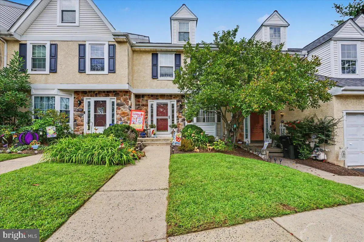 1604 Coventry Pointe Ln, Pottstown, PA 19465 - #1