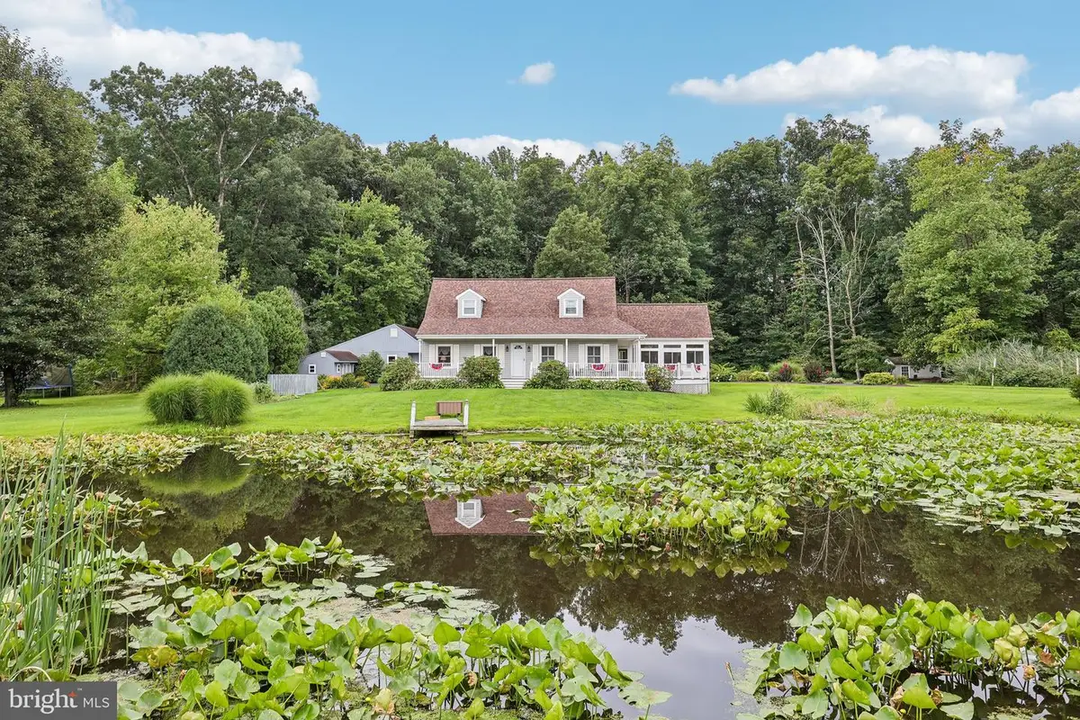 117 E Conestoga Rd, Elverson, PA 19520 - #1