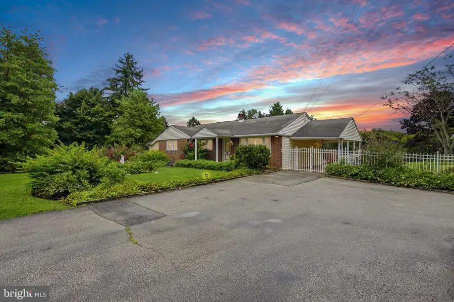 2084 Dutton Mill Rd, Newtown Square, PA 19073 - #2