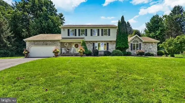 1299 Lone Eagle Rd, Coatesville, PA 19320 - #2