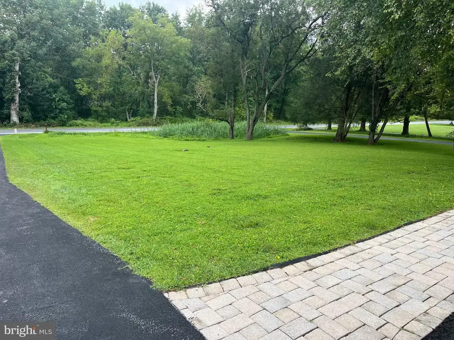 25 Elm Creek Rd, Cochranville, PA 19330 - #2