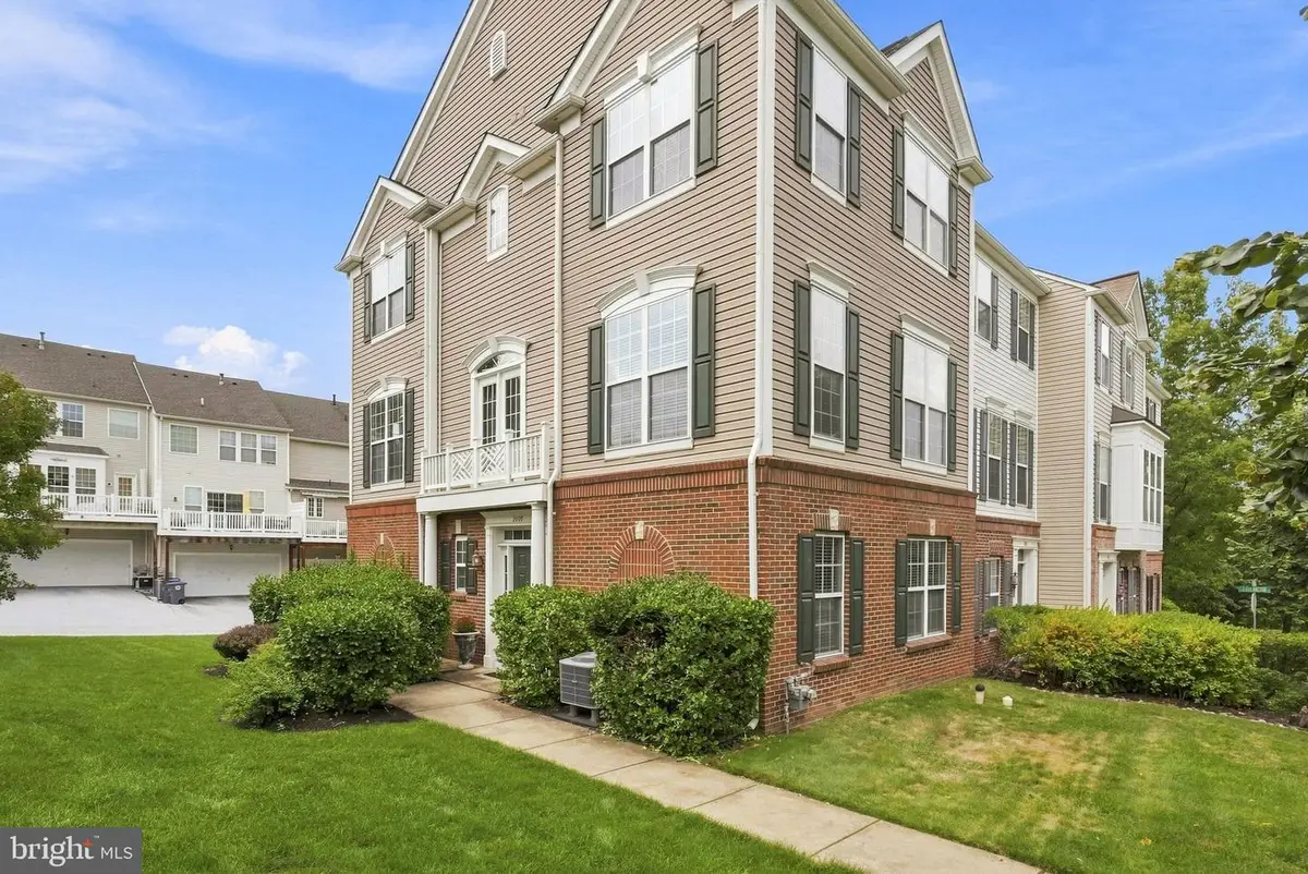 2009 Garrison Dr, Chester Springs, PA 19425 - #1