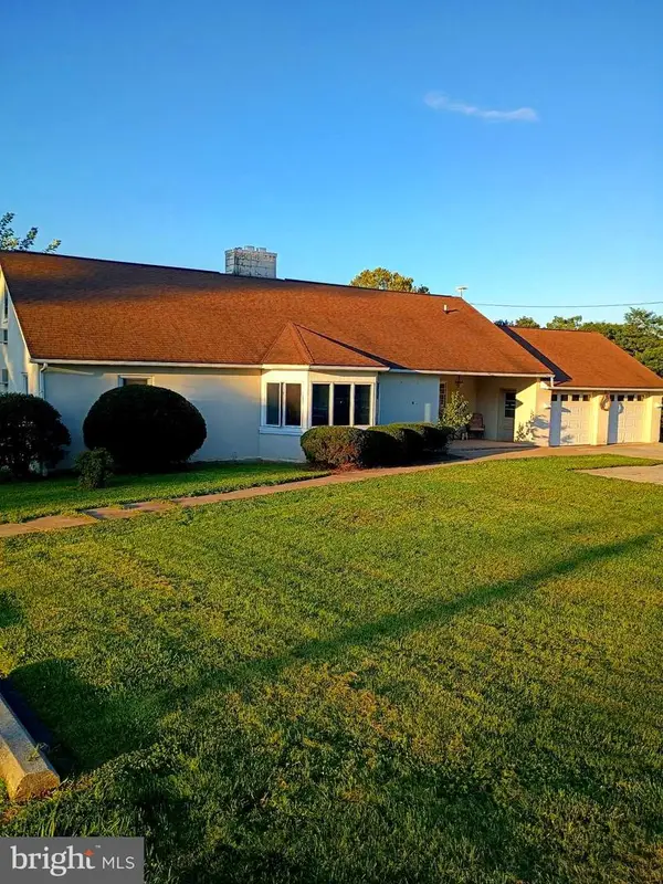1679 Horseshoe Pike, GLENMOORE, PA 19343