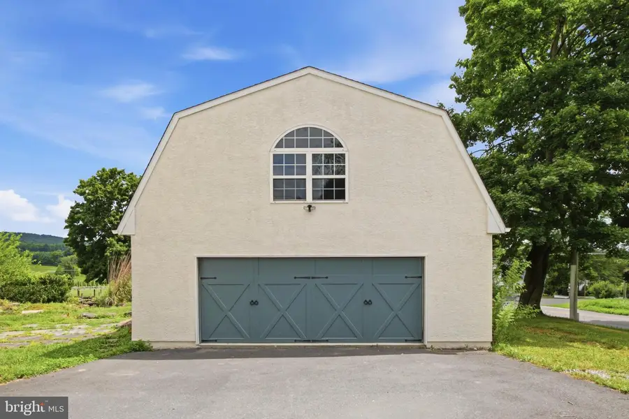 845 White School Rd, Honey Brook, PA 19344 - #3