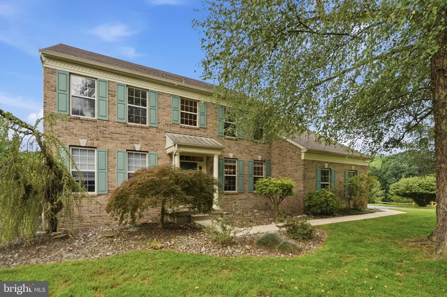 1222 Indian Trail Dr, Downingtown, PA 19335 - #2