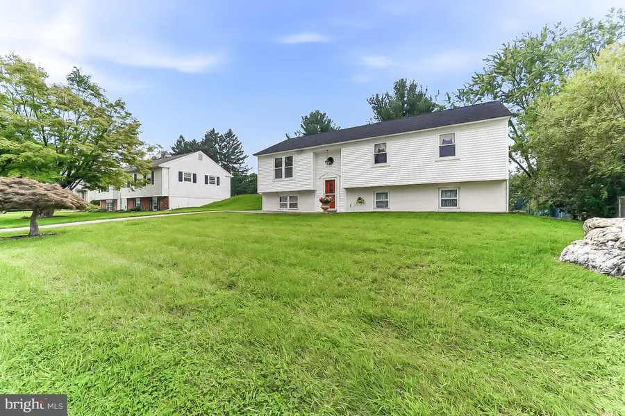 402 Farmhouse Rd, Downingtown, PA 19335 - #3