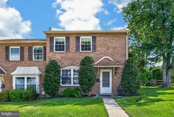 429 Carmarthen Ct, EXTON, PA 19341