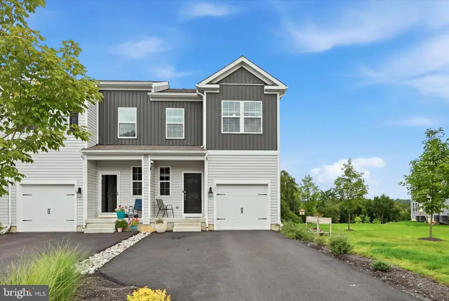 121 Tudor St, Coatesville, PA 19320 - #2
