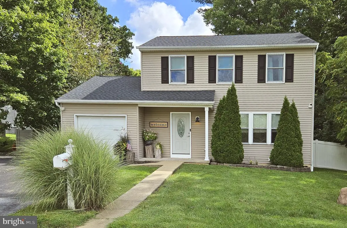 143 Rainbow Rd, Coatesville, PA 19320 - #1