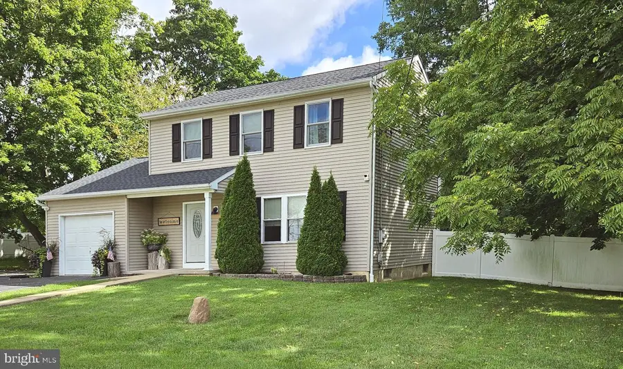 143 Rainbow Rd, Coatesville, PA 19320 - #2