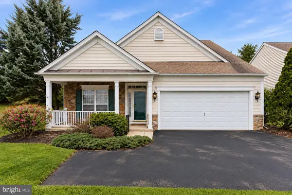 108 Petunia Dr, KENNETT SQUARE, PA 19348