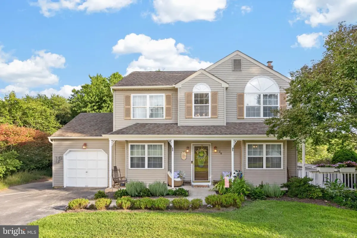 29 Lamberts Ln, Coatesville, PA 19320 - #1