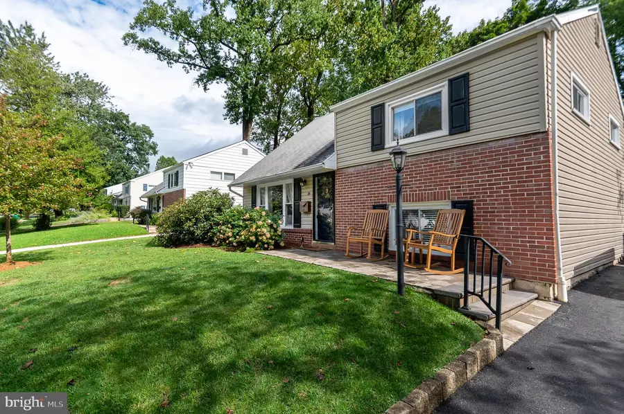 25 Greentree Ln, Malvern, PA 19355 - #2