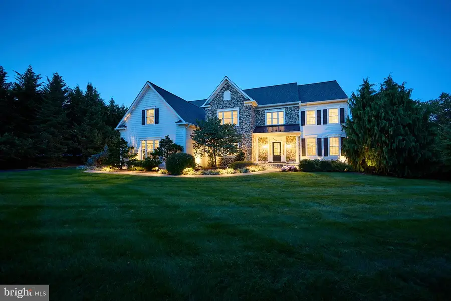 48 Lily Pond Ln, Chester Springs, PA 19425 - #2