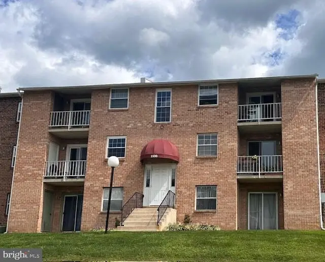 1823 Valley Dr #1823, West Chester, PA 19382 - #1