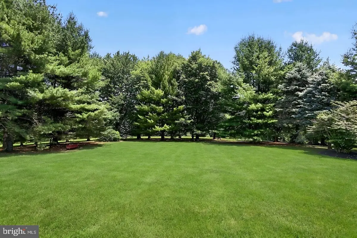 2401 S Chester Springs Rd, Chester Springs, PA 19425 - #1
