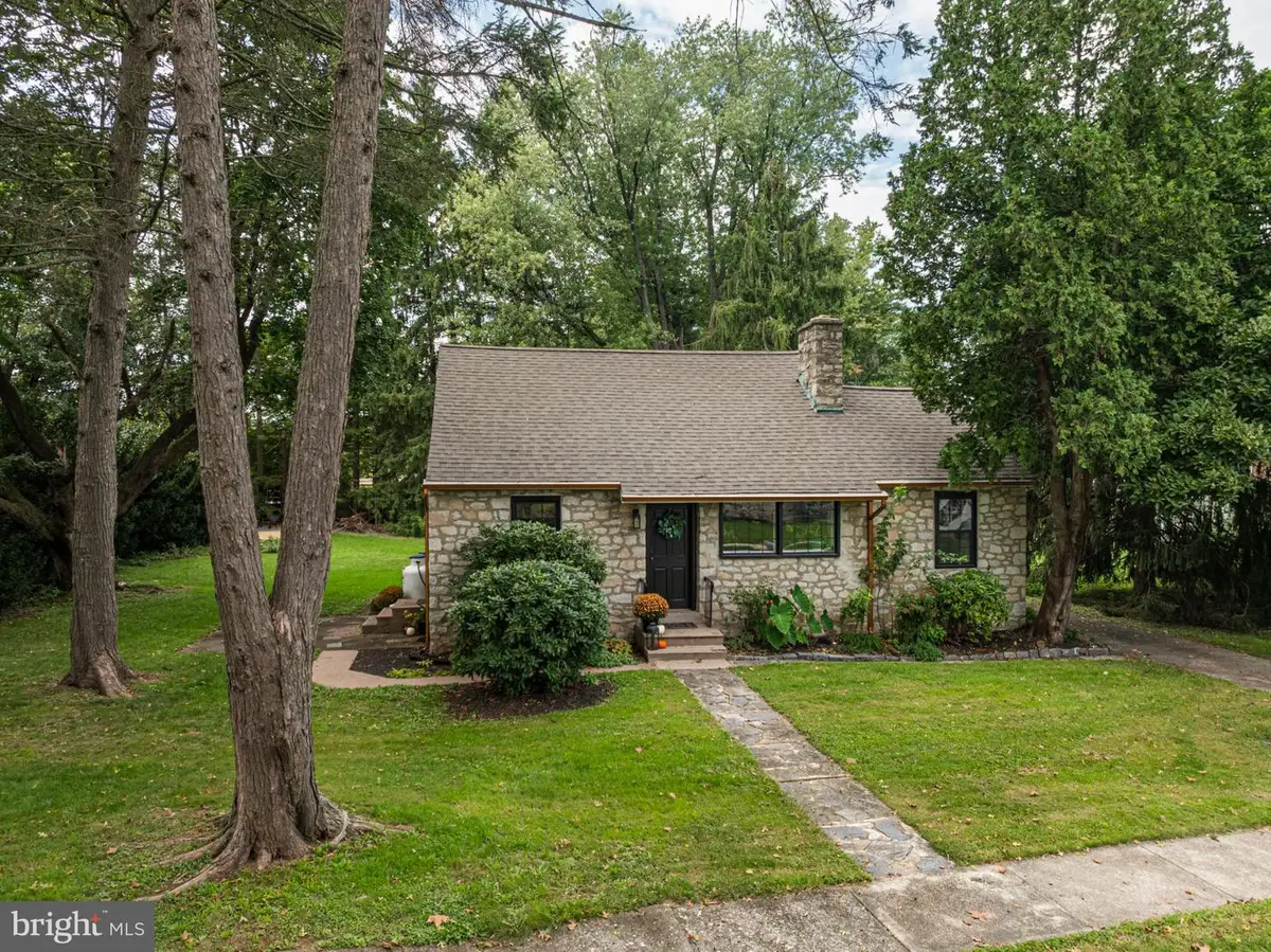 847 Worth Blvd, Pottstown, PA 19465 - #1