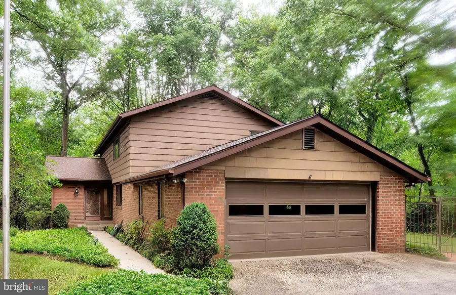 1717 Hamilton Dr, Schuylkill, PA 19481 - #2