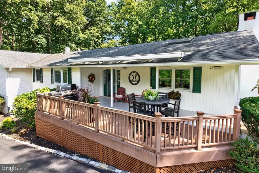 2439 Horseshoe Trl, Chester Springs, PA 19425 - #3