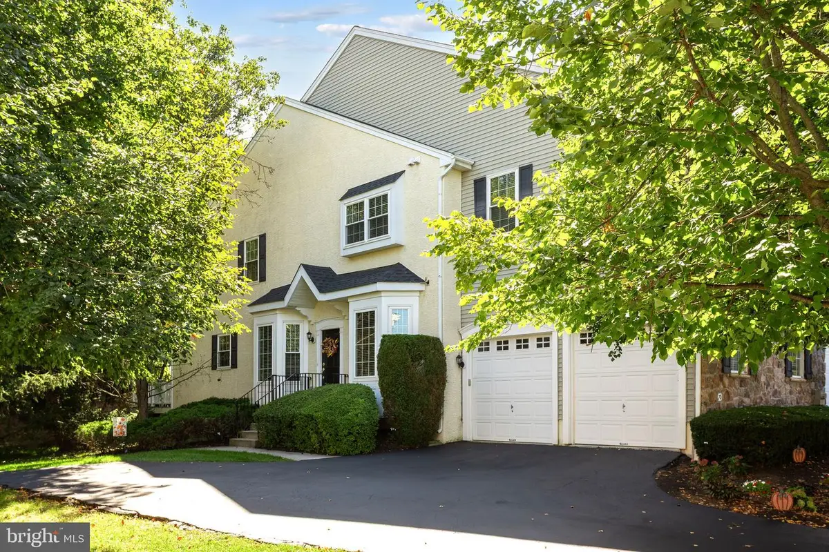 70 Longview Ln, Newtown Square, PA 19073 - #1