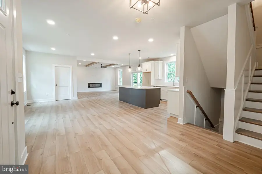518 E South St, Kennett Square, PA 19348 - #3