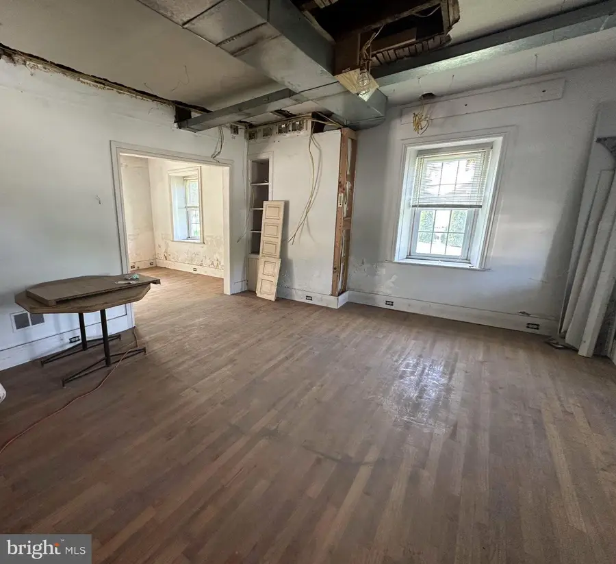 4200 W Lincoln, Downingtown, PA 19335 - #3