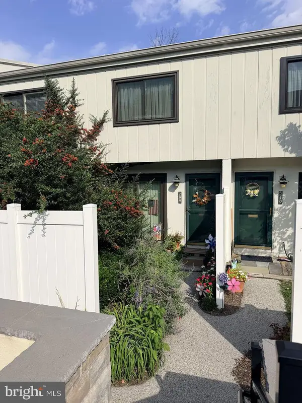 209 Summit House, WEST CHESTER, PA 19382
