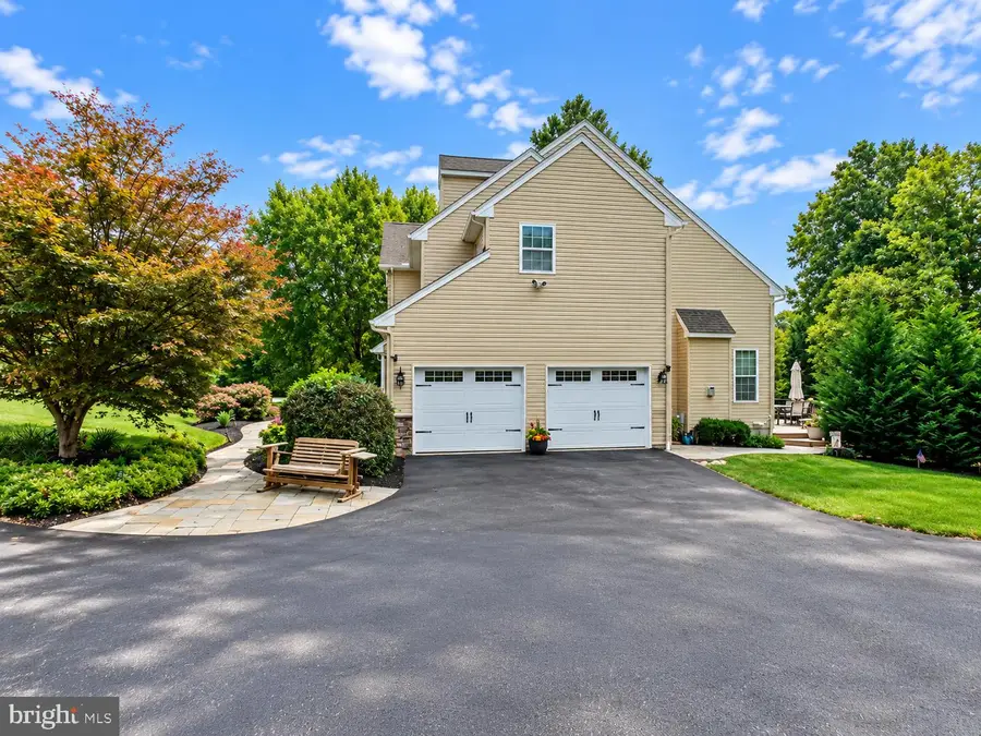 116 Cooper Hawk Dr, Coatesville, PA 19320 - #2