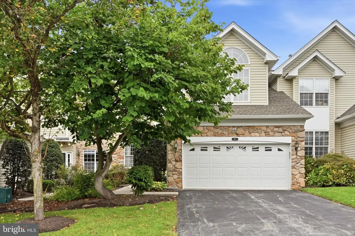 227 Silverbell Ct, West Chester, PA 19380 - #1