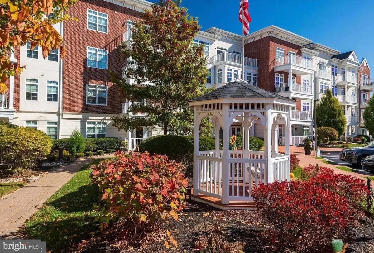 233 Gilpin Dr, West Chester, PA 19382 - #1