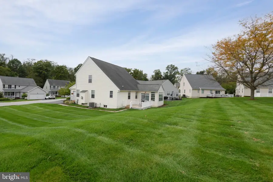 743 W Glenview Dr, West Grove, PA 19390 - #3