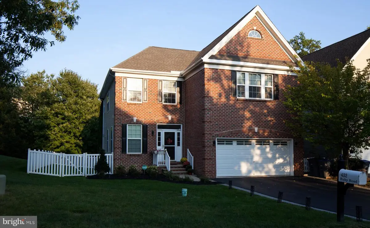 432 W Ruby Rd, Chester Springs, PA 19425 - #1