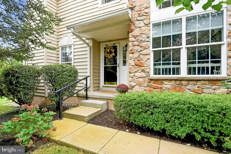 20 Oakbrook Ct, Malvern, PA 19355 - #2