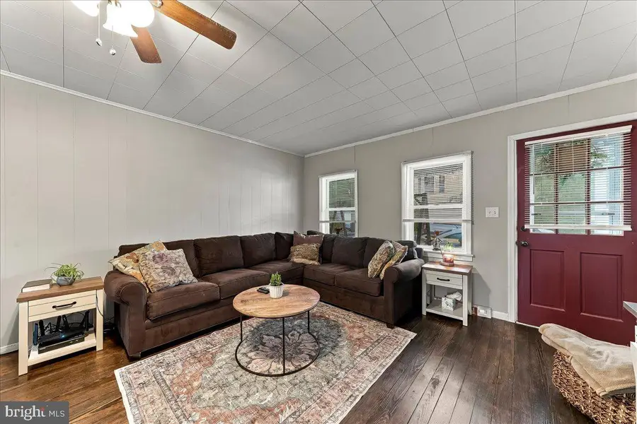 216 Grant St, Parkesburg, PA 19365 - #3