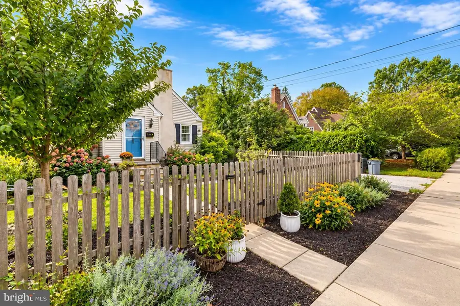 1123 Old Lancaster Rd, Berwyn, PA 19312 - #2