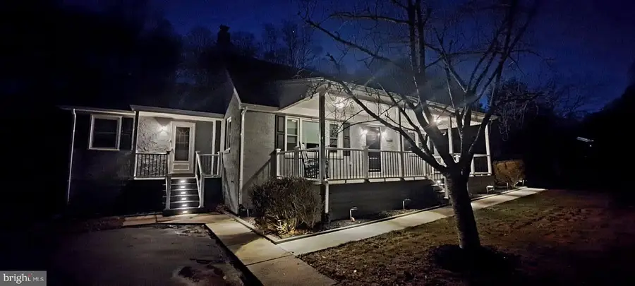 920 Stargazers Rd, Coatesville, PA 19320 - #2